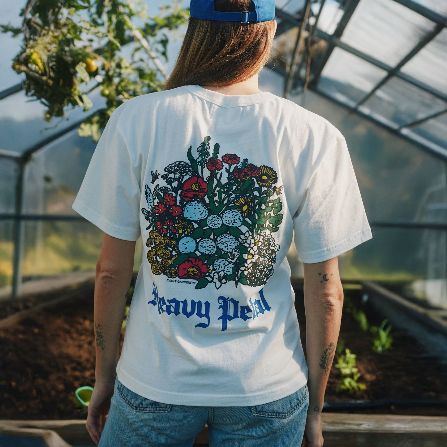 Heavy Petal Tee - white